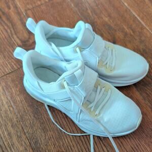 (WMNS) Nike Air Max Bella TR5 'Triple White'